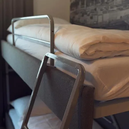 Essigmanngut מלון אניף