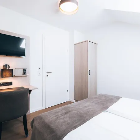 Essigmanngut אניף