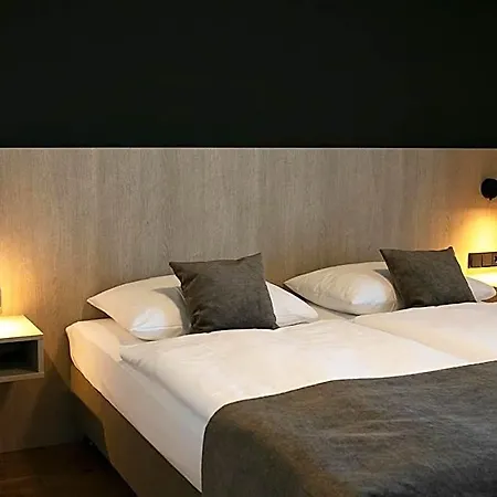 Essigmanngut 3*
